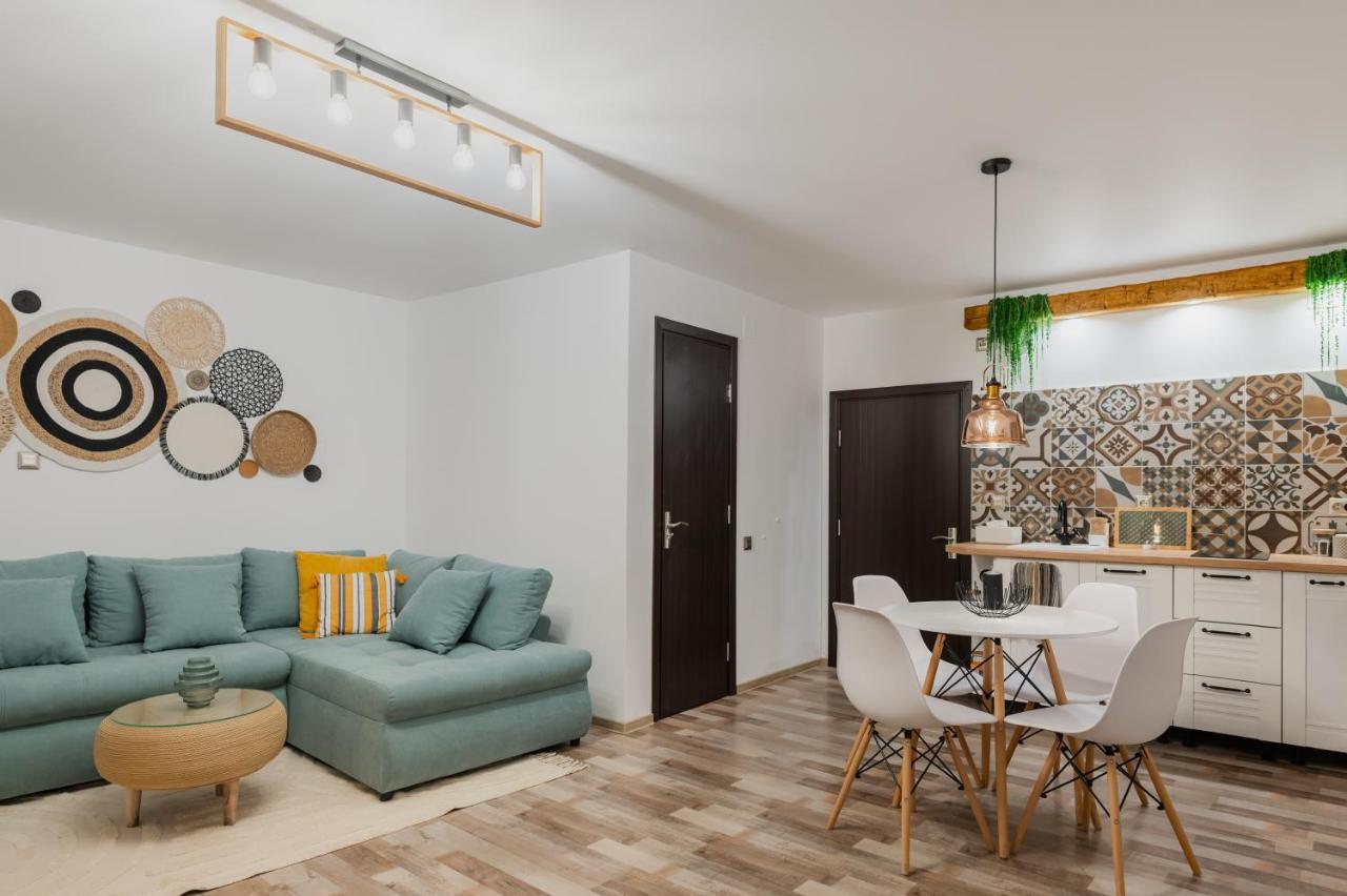 Cozee Studio - In Inima Brasovului Extérieur photo